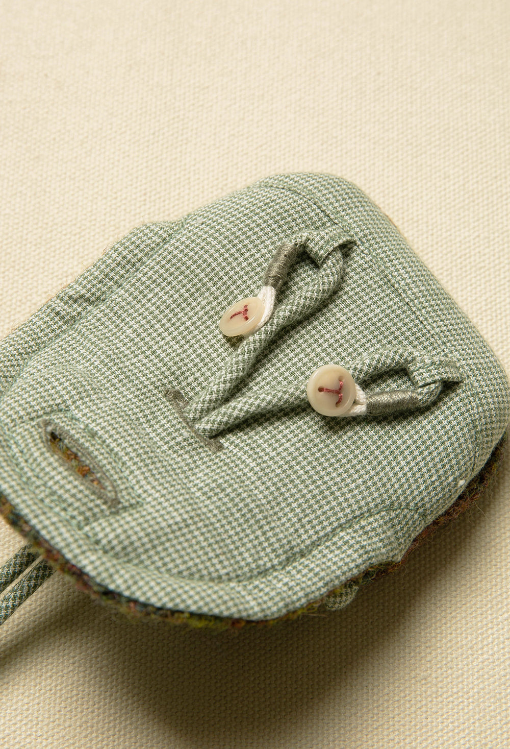 P.W. NOLIA NECK POCKET