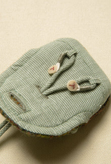 P.W. NOLIA NECK POCKET