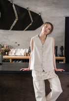 WHITE FR VEST